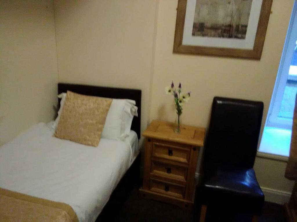 The Waverley Guest House Inverness Bagian luar foto